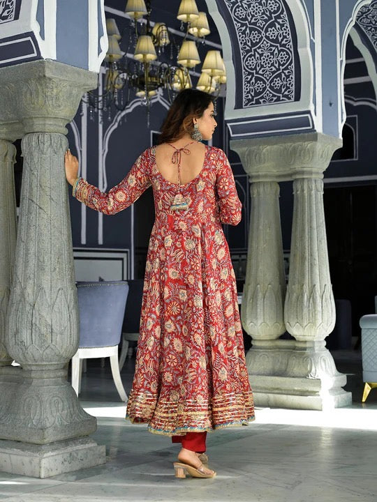 Red Floral Printed Anarkali Muslin Kurta