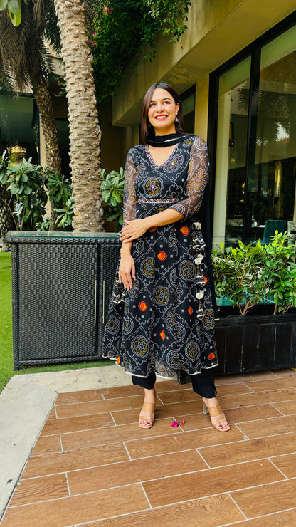 Black Bandhani Anarkali Side Dori