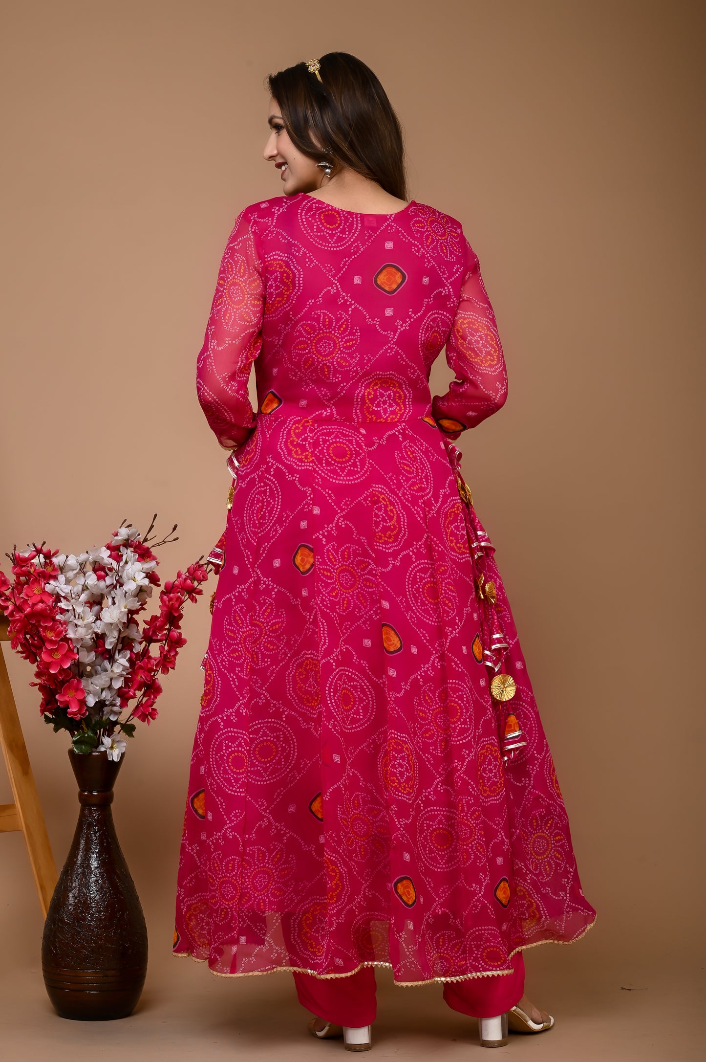 Pink Bandhani Side Dori Suit