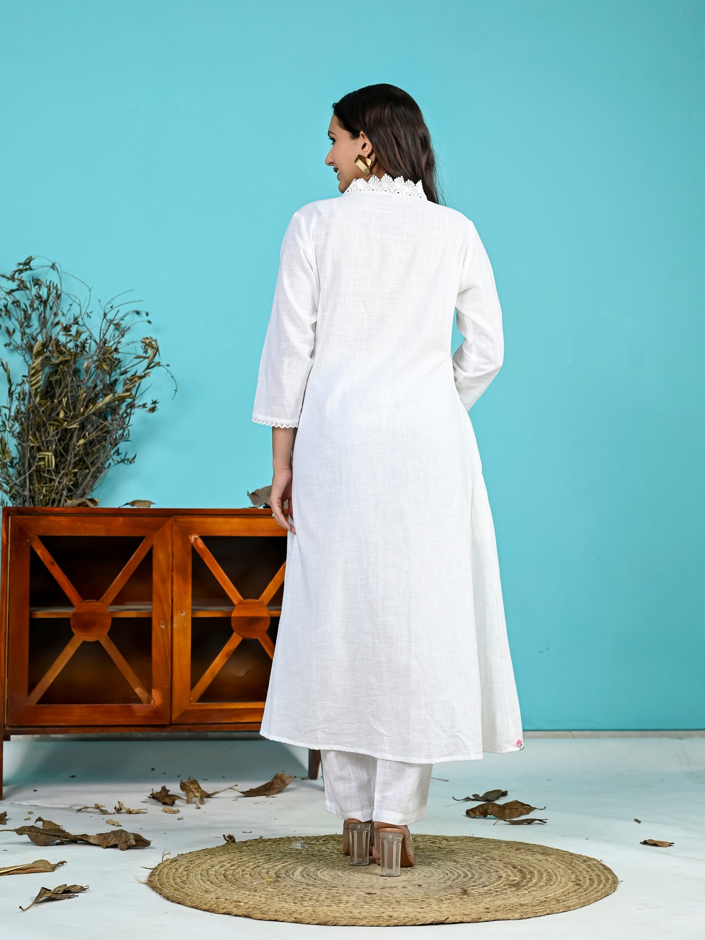 WHITE (PINK ) BOOTA  2PC