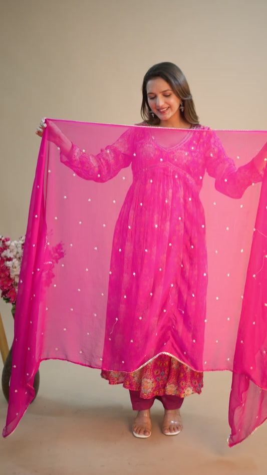 Pink Pure Chinnon Alia Cut Set